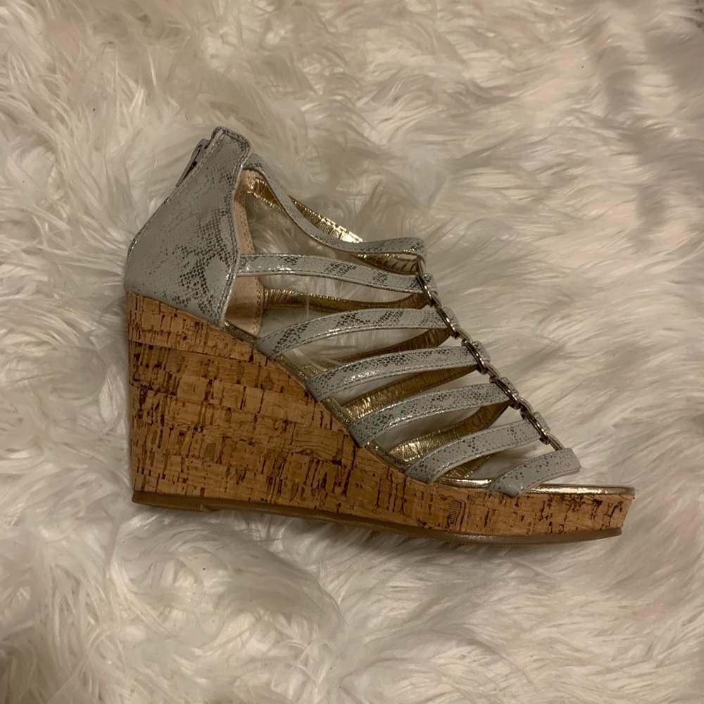 Cape Robbin Silver Snakeskin Wedges